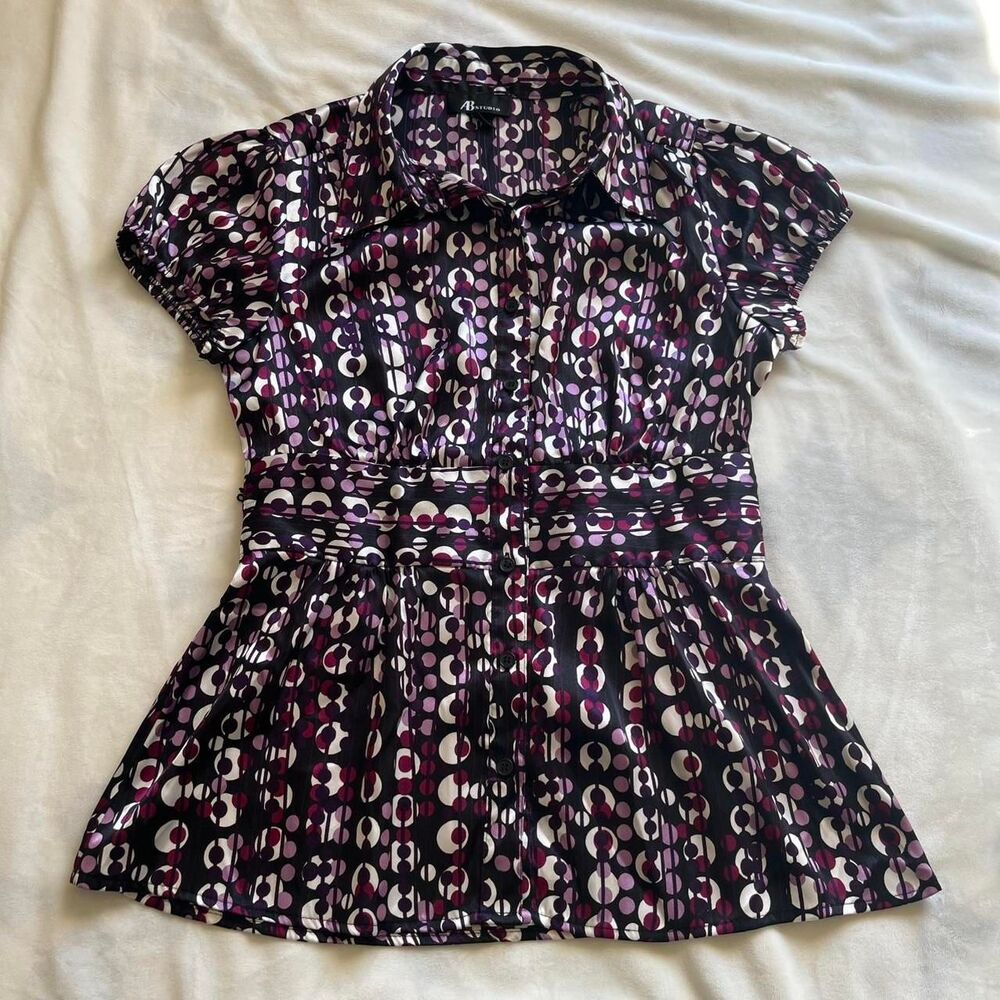 Y2K AB Studio purple white & black mod print satin blouse empire waist sz small